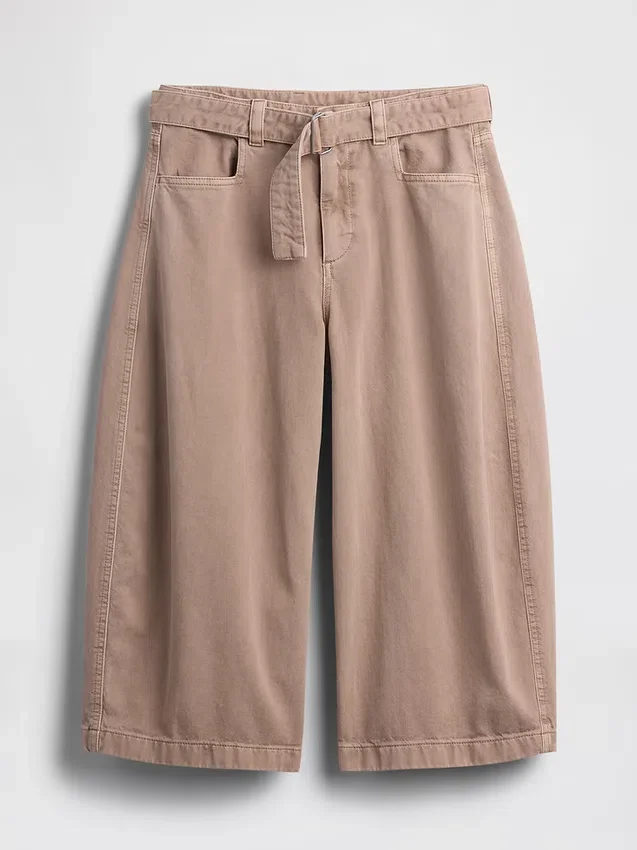 Culotte-Hose mit mittlerer Leibhöhe und Gürtel