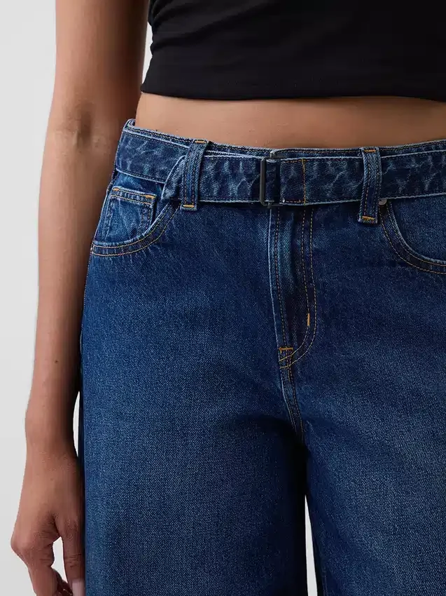 Culotte-Jeans mit hoher Leibhöhe und Gürtel
