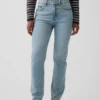Curvy High-Rise-Jeans im 90er-Jahre-Slim-Straight-Schnitt