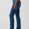 Curvy High-Rise-Jeans im 90er-Jahre-Slim-Straight-Schnitt