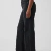 Curvy High Rise Stride Jeans mit weitem Bein