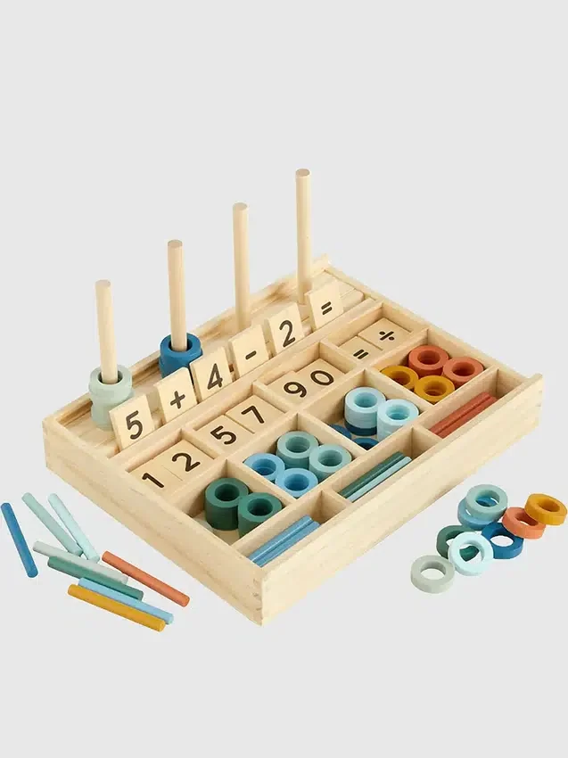 Das Lernspielzeug-Set „Math Path“