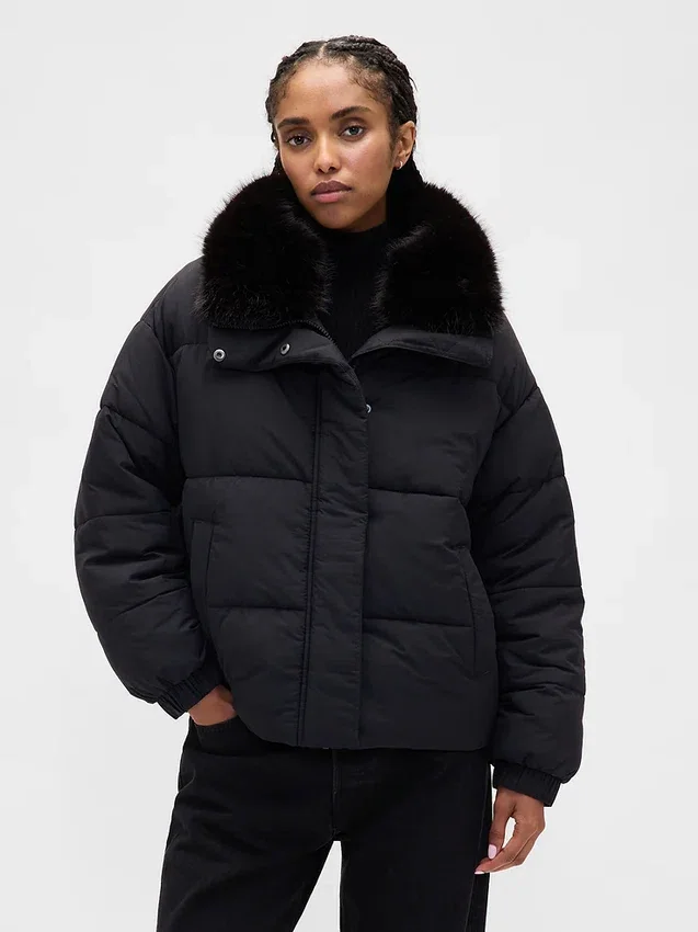 Daunenjacke mit Kunstfellbesatz