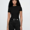 Eng anliegender Jersey-T-Shirt-Bodys mit String