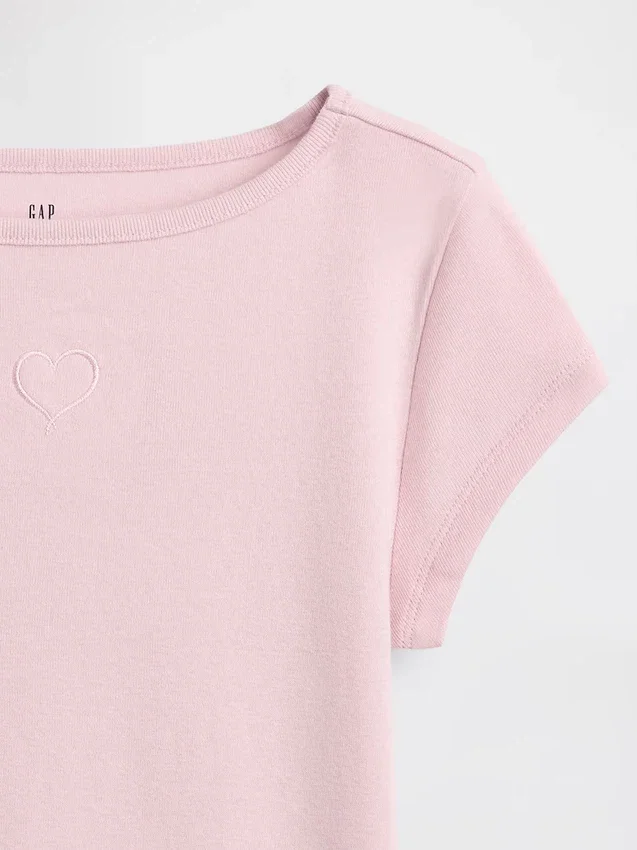 Eng anliegendes Kinder-T-Shirt mit Flügelärmeln
