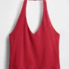 Eng anliegendes, kurzes Neckholder-Oberteil