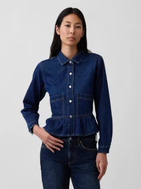 Eng anliegendes Peplum-Oberteil aus Denim