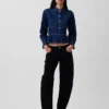 Eng anliegendes Peplum-Oberteil aus Denim