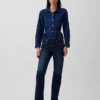 Eng anliegendes Peplum-Oberteil aus Denim