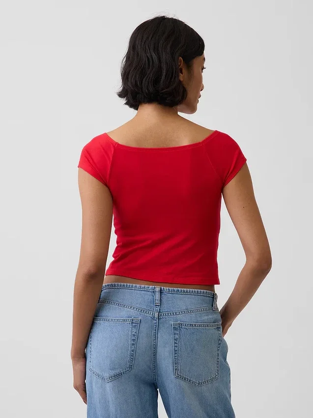 Engmaschiges Jersey-T-Shirt im Off-Shoulder-Crop-Stil