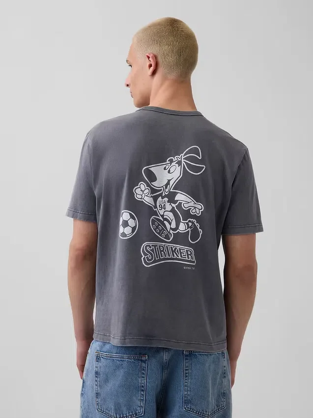 FIFA-Weltmeisterschaft™ T-Shirt mit Grafik in lockerer Passform