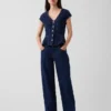 Figurbetontes Denim-Oberteil mit Flügelärmeln und Schößchen