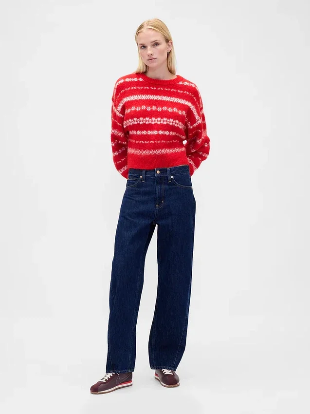 Flauschiger Oversize-Pullover mit Rundhalsausschnitt