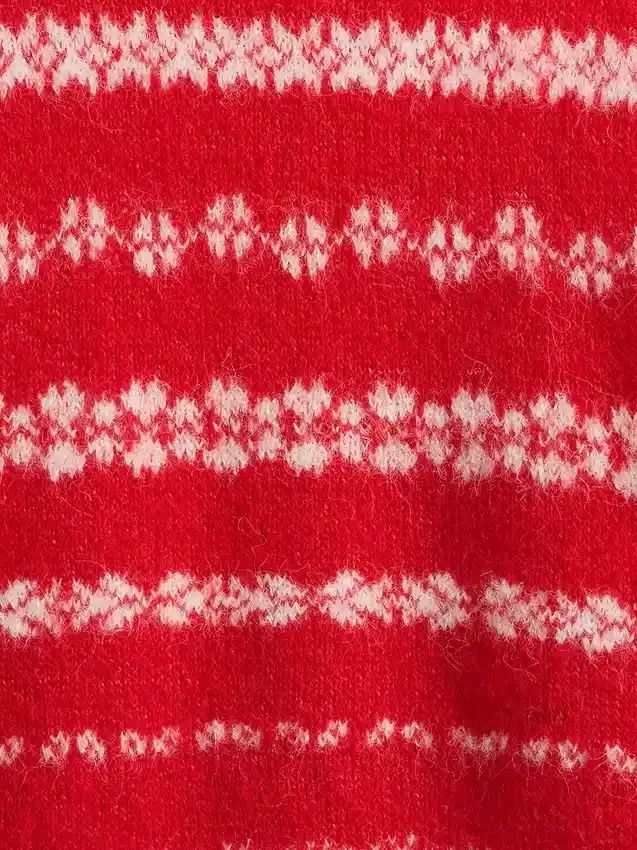 Flauschiger Oversize-Pullover mit Rundhalsausschnitt