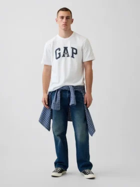Gap-Arch Logo-T-Shirt