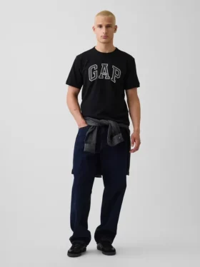 Gap-Arch Logo-T-Shirt