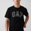 Gap-Arch Logo-T-Shirt