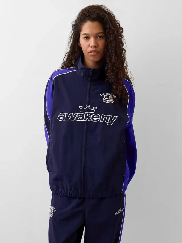 GAP × Awake Ny – Oversized-Trainingsjacke aus recyceltem Material