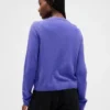 GAP × Disney „Tim Burtons The Nightmare Before Christmas“ CashSoft-Strickjacke mit Totenkopfmotiv