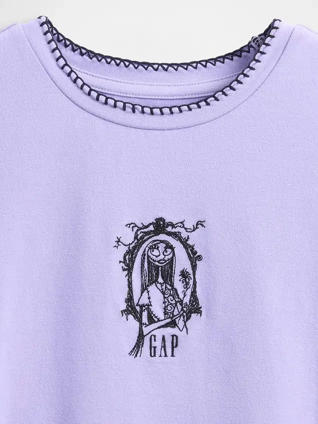 Gap × Disney „Tim Burtons The Nightmare Before Christmas“ Kinder-T-Shirt mit Grafik in geschrumpfter Passform