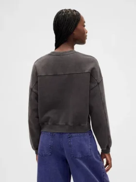 GAP × Disney „Tim Burtons The Nightmare Before Christmas“ – Schweres Sweatshirt mit Totenkopf-Motiv