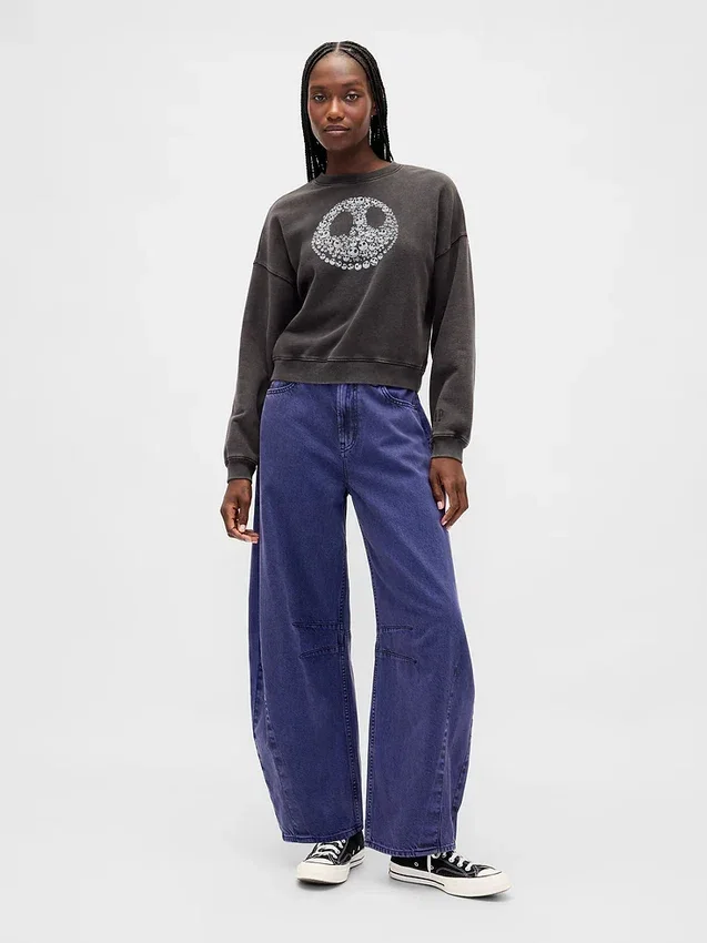 GAP × Disney „Tim Burtons The Nightmare Before Christmas“ – Schweres Sweatshirt mit Totenkopf-Motiv