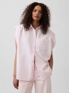 Gap × Hfr Ultrasoft-Denim-Hemd mit breiten Schultern aus der Kollektion von Nicole Benefield