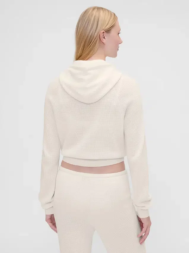GAP × Summer Fridays CashSoft-Waffelpiqué-Hoodie in verkürzter Passform