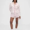 GAP × Summer Fridays Popeline-Pyjama-Shorts mit „Kiss“-Print