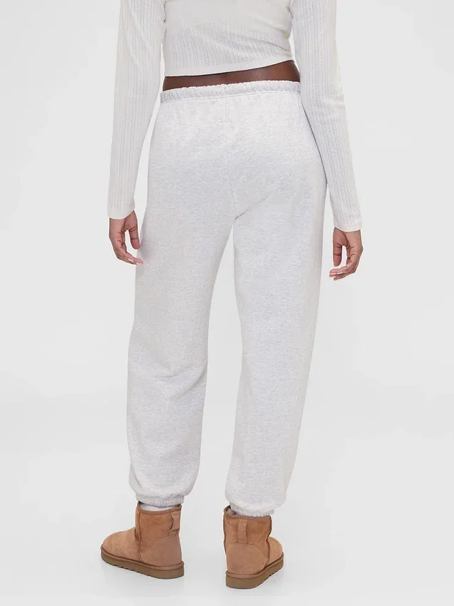 Gap × Summer Fridays Schwere Jogginghose mit Logo in lockerer Passform