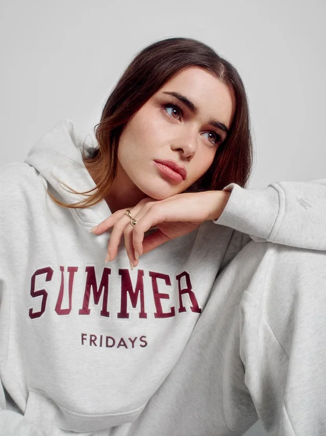 GAP × Summer Fridays Schwerer Oversize-Hoodie mit Logo