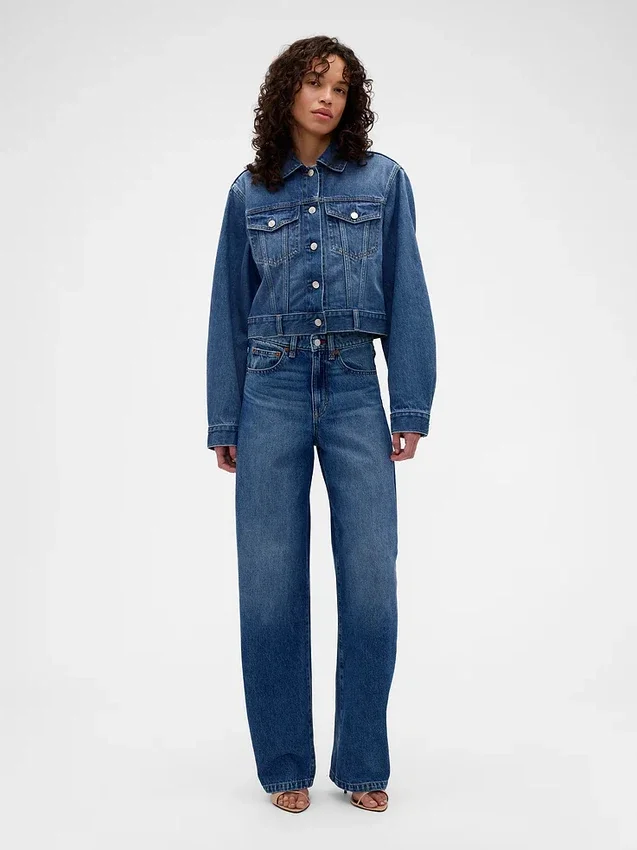 GAP × Victoria Beckham Lässige, kurz geschnittene Jeansjacke