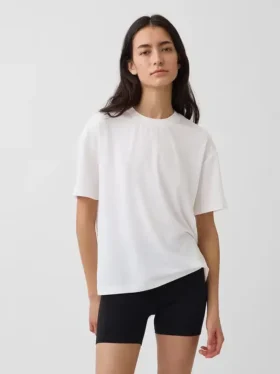 GapFit Breathe T-Shirt in lockerer Passform