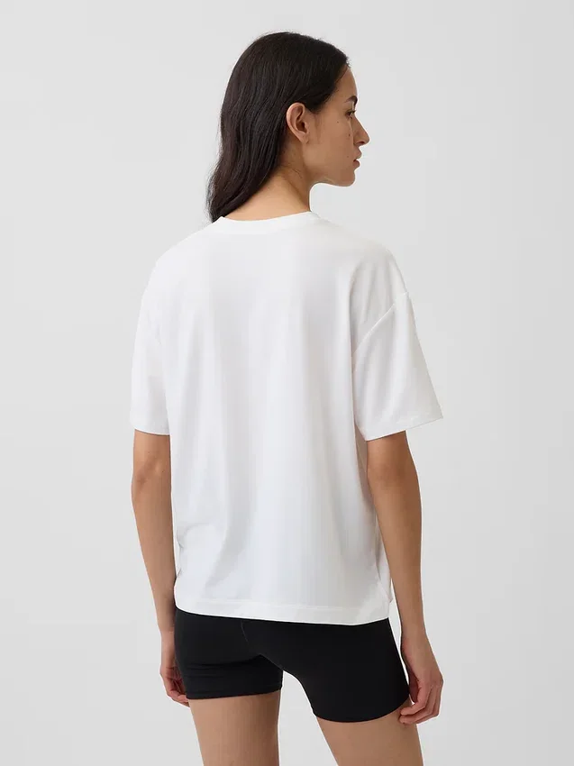 GapFit Breathe T-Shirt in lockerer Passform