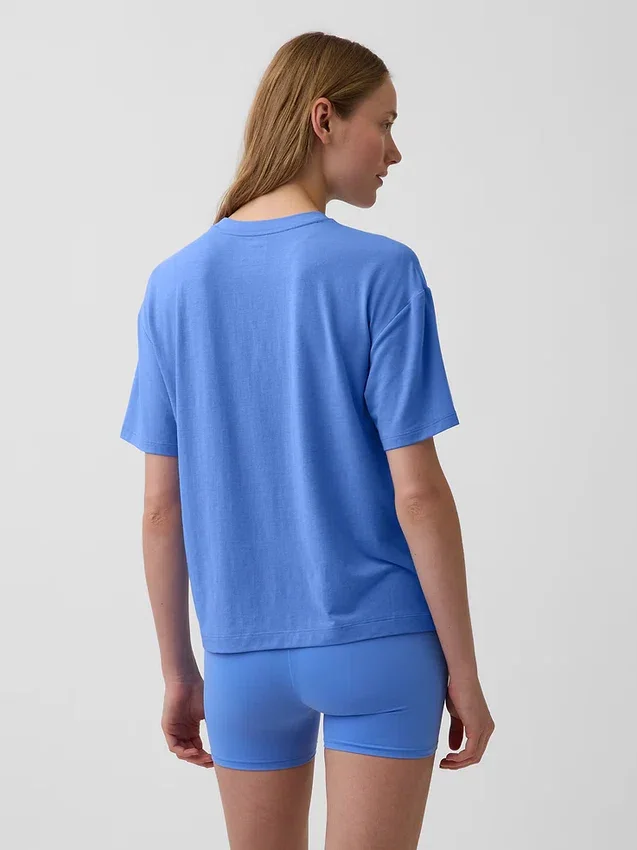 GapFit Breathe T-Shirt in lockerer Passform