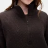 GapFit gesteppter Jacquard-Pullover mit halbem Reißverschluss