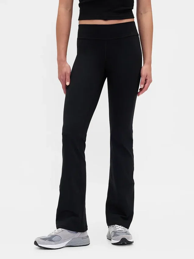 GapFit Power-Leggings mit mittlerer Leibhöhe und Boot-Schnitt