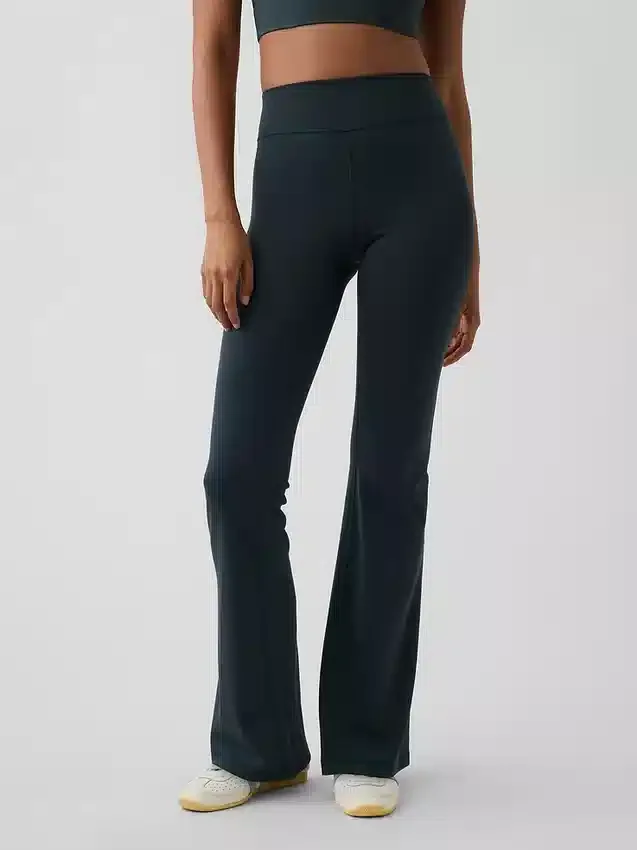 GapFit Smooth High Rise Baby-Boot-Leggings