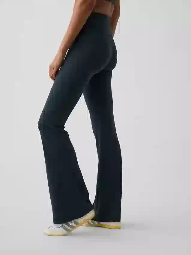 GapFit Smooth High Rise Baby-Boot-Leggings