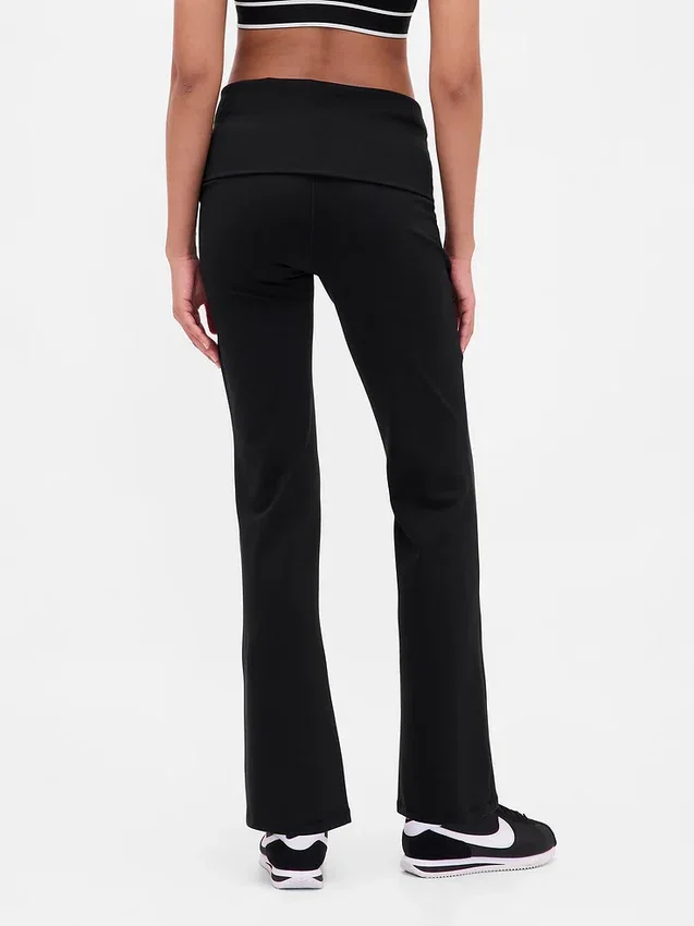 GapFit Smooth Mini-Flare-Leggings mit Umschlag