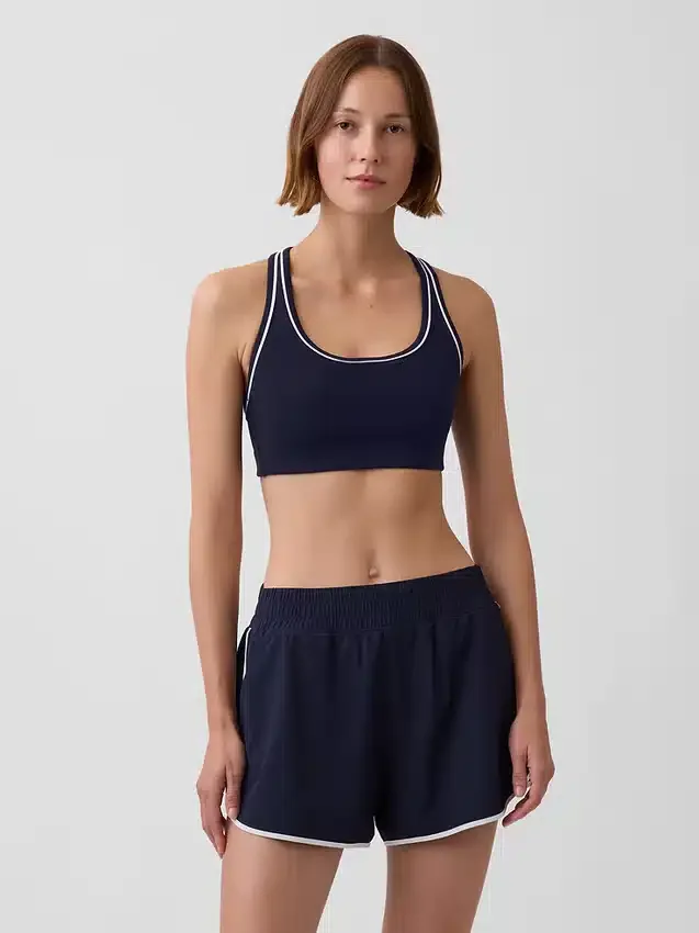 GapFit Smooth Racerback-Sport-BH für mittlere Belastung