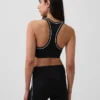 GapFit Smooth Racerback-Sport-BH für mittlere Belastung