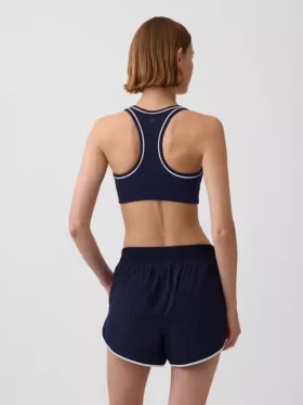 GapFit Smooth Racerback-Sport-BH für mittlere Belastung