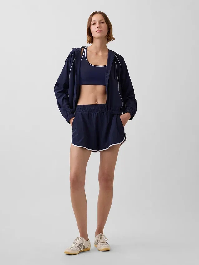 GapFit Smooth Racerback-Sport-BH für mittlere Belastung