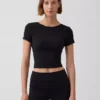 GapFit Smooth Wende-Crop-Top mit Wickeloptik
