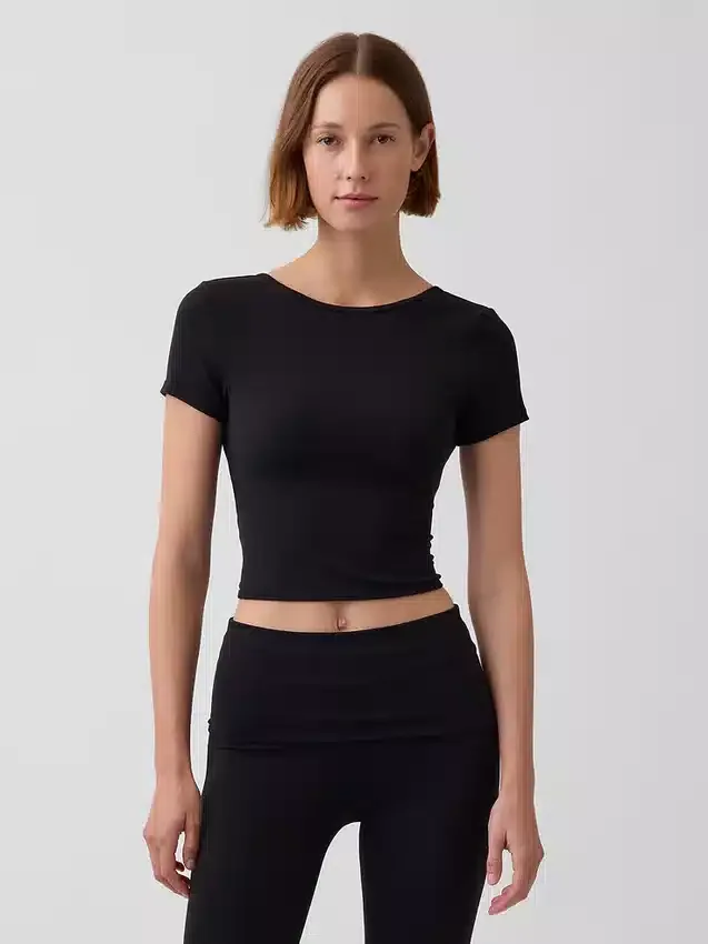 GapFit Smooth Wende-Crop-Top mit Wickeloptik