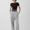 GapFit Smooth Wende-Crop-Top mit Wickeloptik