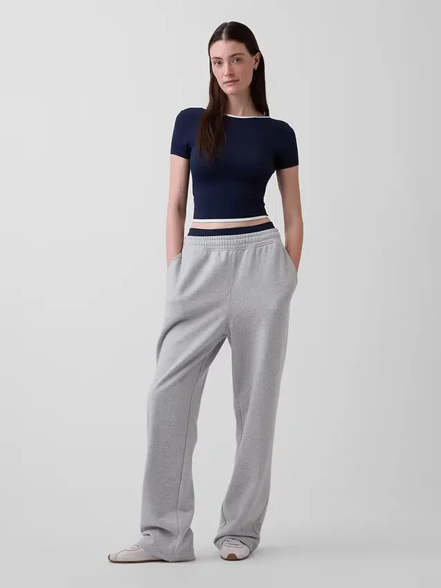 GapFit Smooth Wende-Crop-Top mit Wickeloptik