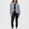 GapFit Tech Gingham Windjacke