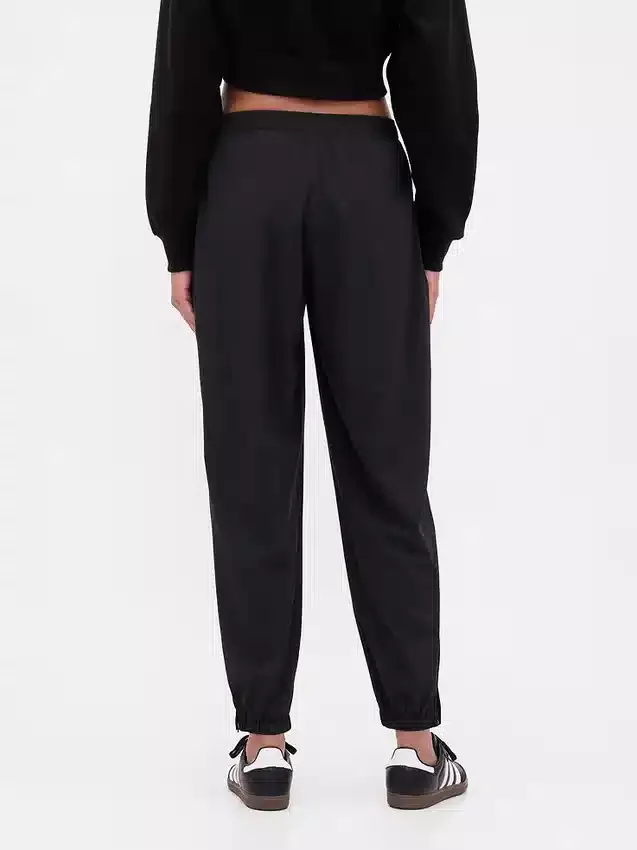 GapFit Tech Jogginghose mit hoher Taille und Reißverschluss am Saum